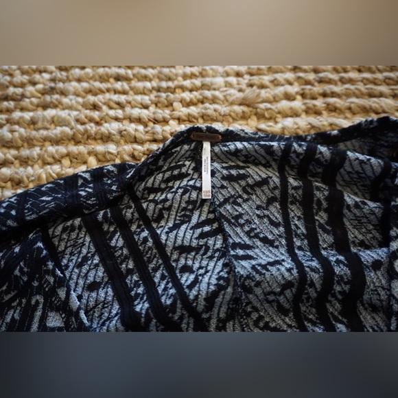 Free People Fringed Kimono - Picture 3 of 6